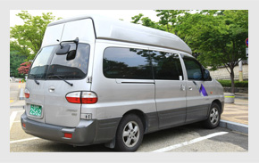 韓国内の移動はバリアフリー車両で。